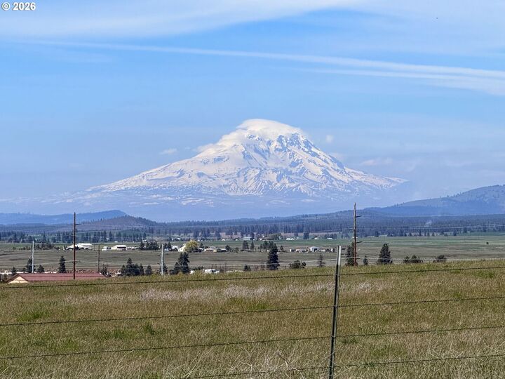 Property Photo:  1913 Jaxon St  WA 98620 