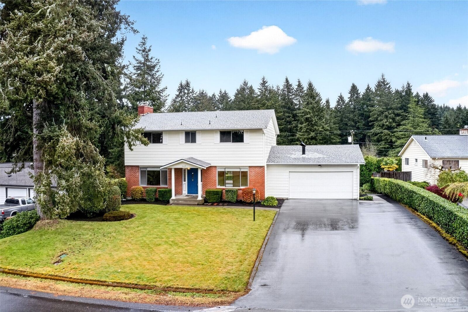 Property Photo:  1629 S Highland Avenue  WA 98465 