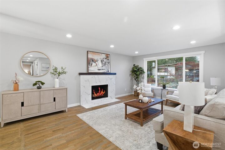 Property Photo:  18712  41 Place W  WA 98037 