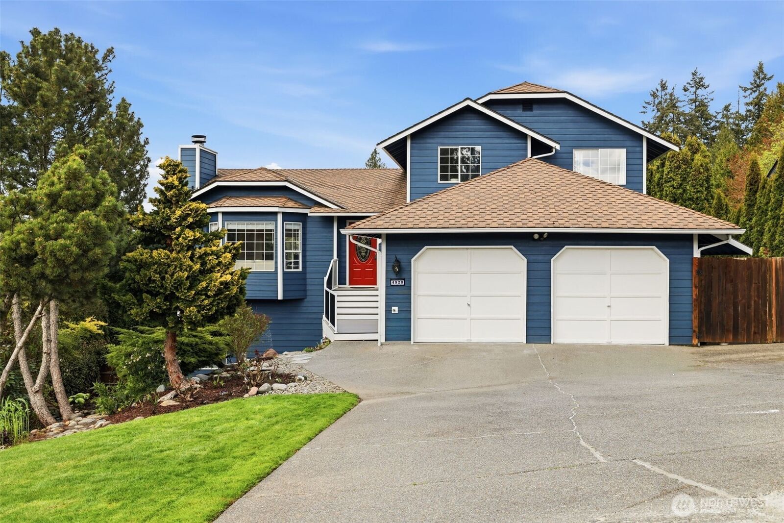 Property Photo:  4920 S 315th Place  WA 98001 