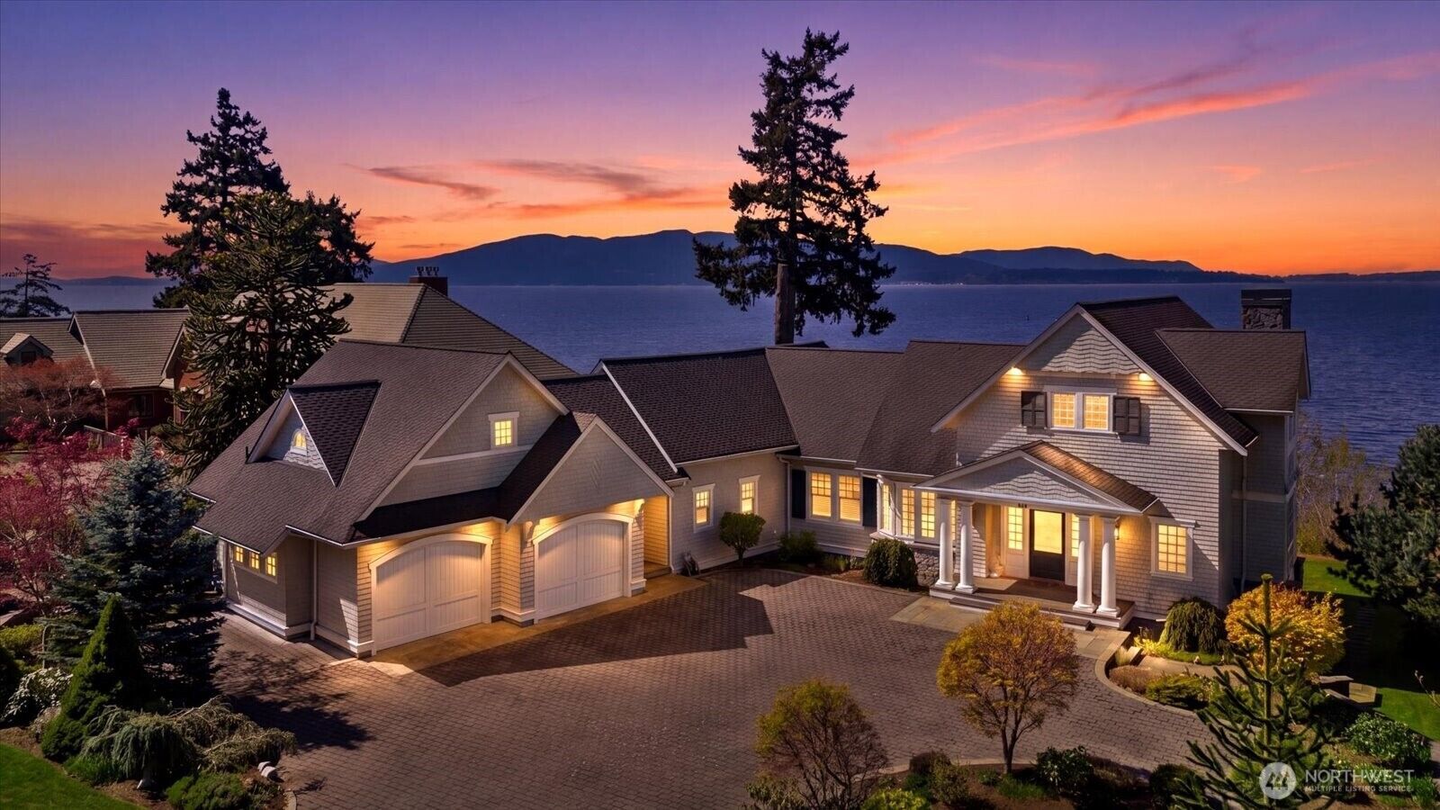 Property Photo:  32  Shorewood Drive  WA 98225 
