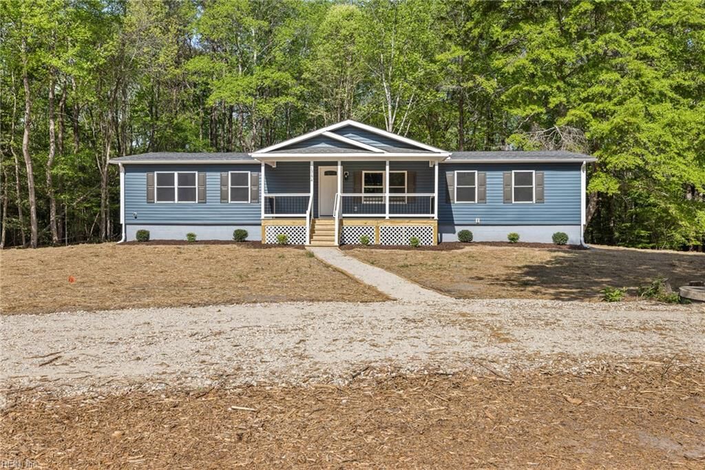 Property Photo:  13174 Track Ln  VA 23430 