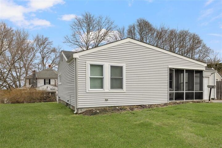 Property Photo:  64 Pocasset Avenue  RI 02878 