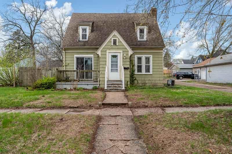 Property Photo:  110 Adams Street  WI 53511 
