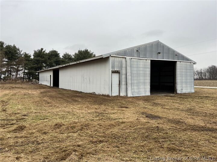 Property Photo:  4015 N 700 W  IN 46901 