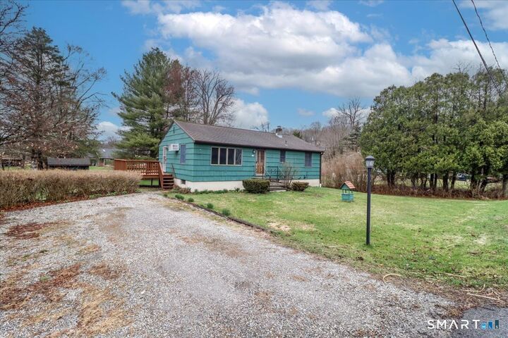 Property Photo:  10 Bonnybrook Drive  CT 06776 