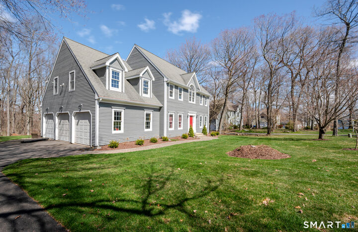 Property Photo:  150 Horizon Lane  CT 06033 