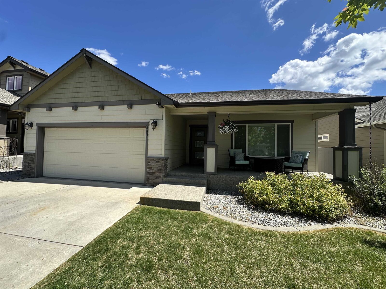 Property Photo:  6831 S Blackwing Ct  WA 99224 