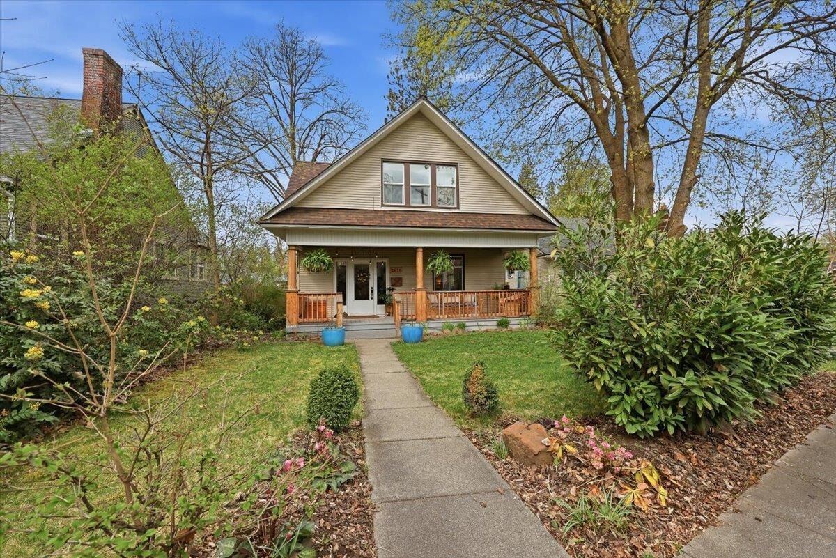 Property Photo:  2618 S Grand Blvd  WA 99203 