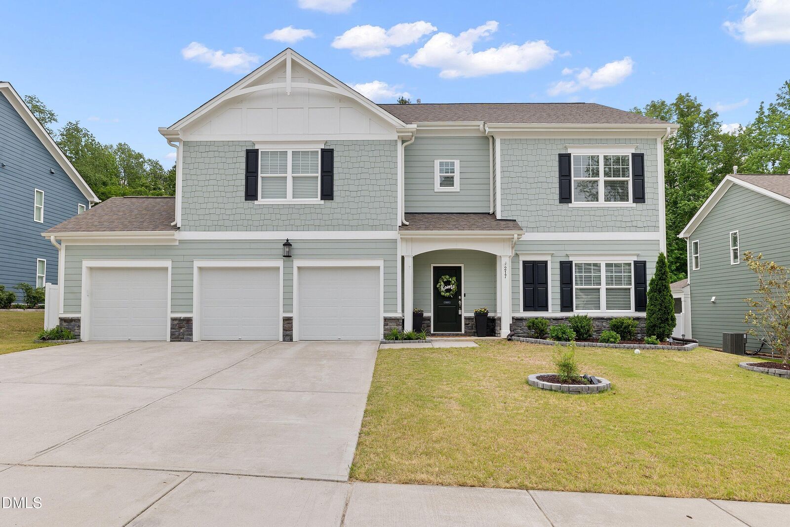 Property Photo: 217 Kavanaugh Road NC 27587