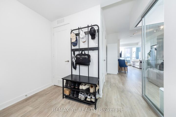 Property Photo: 135 Lower Sherbourne Street 1464 ON M5A 1Y4