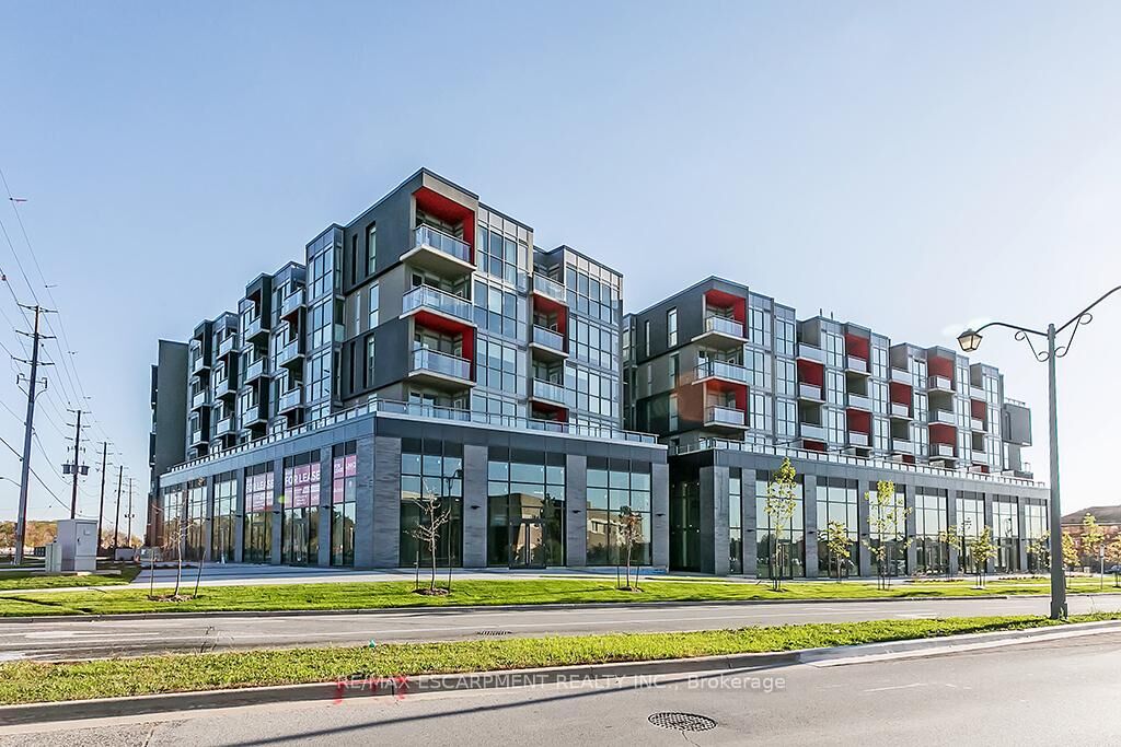 Property Photo: 5240 Dundas Street 604 ON L7L 0J6