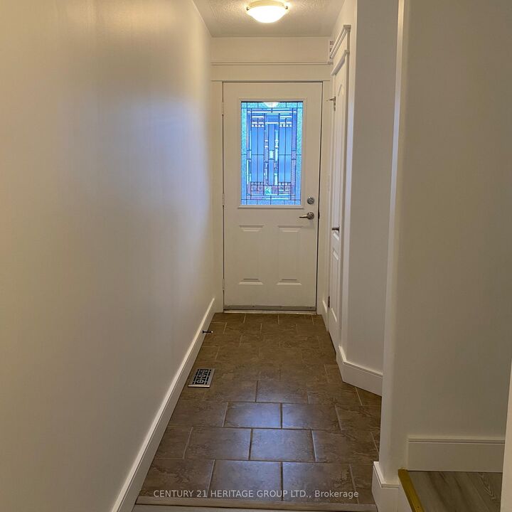 Property Photo: 317 Mill Street 6 ON N2M 3R8