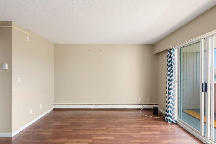 Property Photo: 377 Dogwood St #211 BC V9W 2Y1