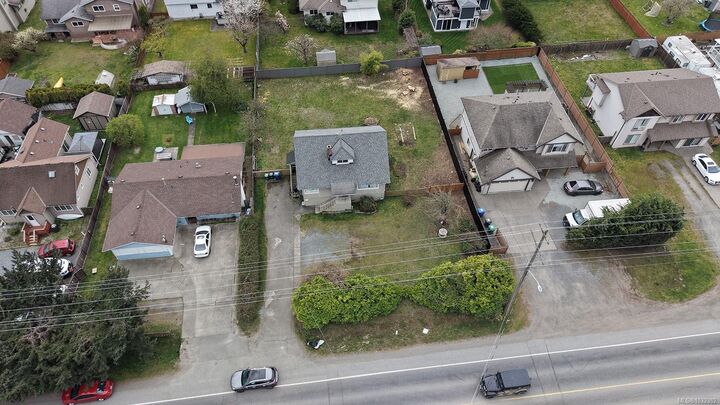 Property Photo: 1713 Northfield Rd BC V9S 3B1
