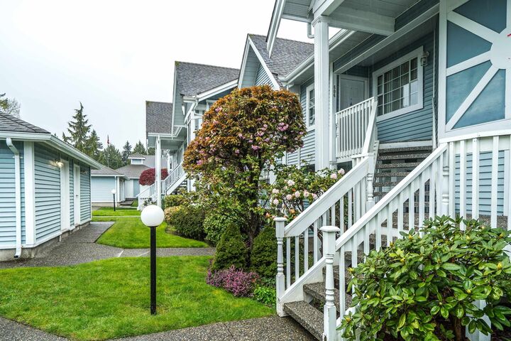 Property Photo: 9131 154th Street 606 BC V3R 9G8