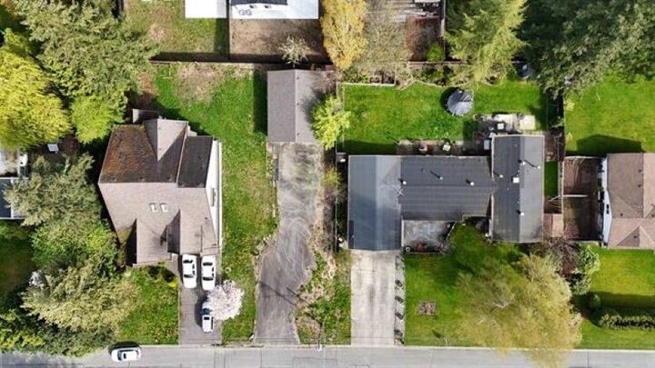 Property Photo:  26523 28B Avenue  BC V4W 3B1 