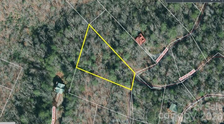 Property Photo:  177 &Amp 178 Redbird Drive  NC 28746 