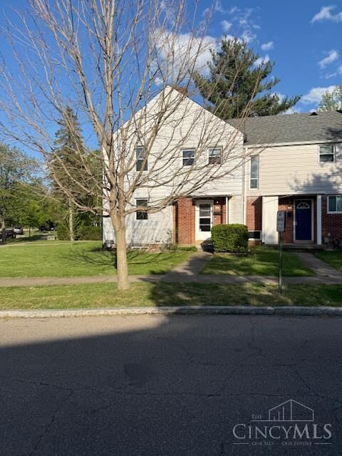 Property Photo:  2 Ashby Street  OH 45218 