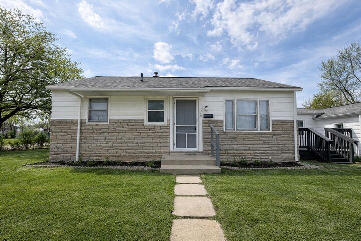 Property Photo:  3401 Walmar Drive  OH 43224 