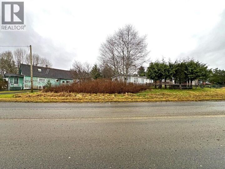 96 Bayview Drive — photo 1