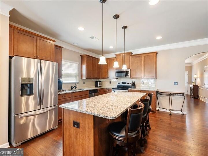 Property Photo: 374 Eagles Bluff Way GA 30548