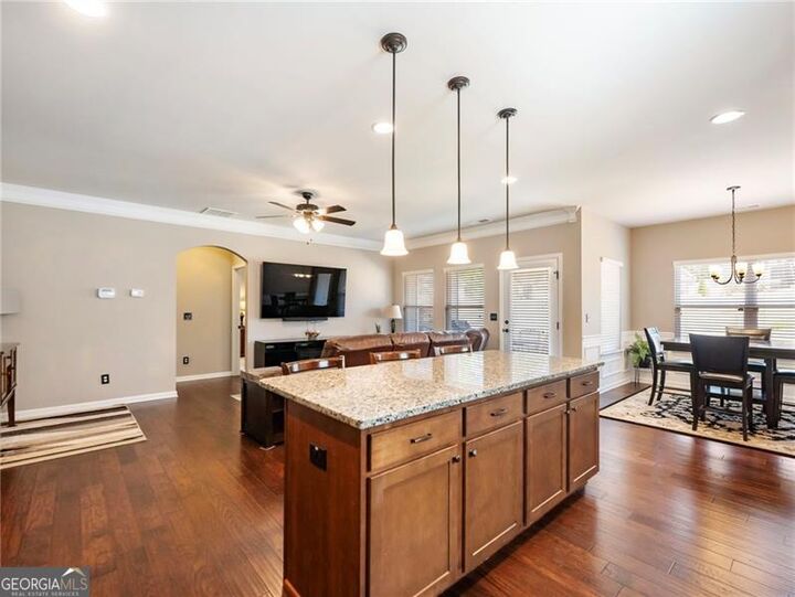 Property Photo: 374 Eagles Bluff Way GA 30548