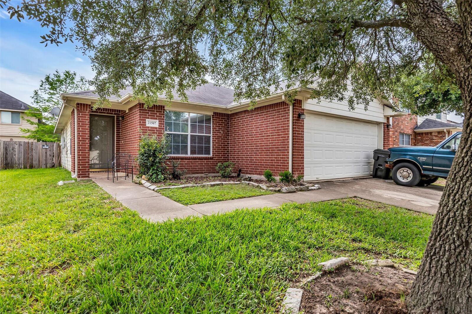Property Photo:  21507 Aldercy  TX 77338 