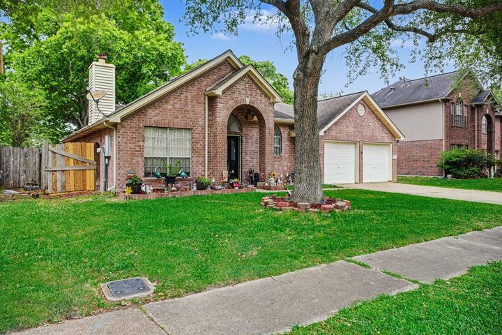 Property Photo:  11126 N 30th Avenue N  TX 77591 
