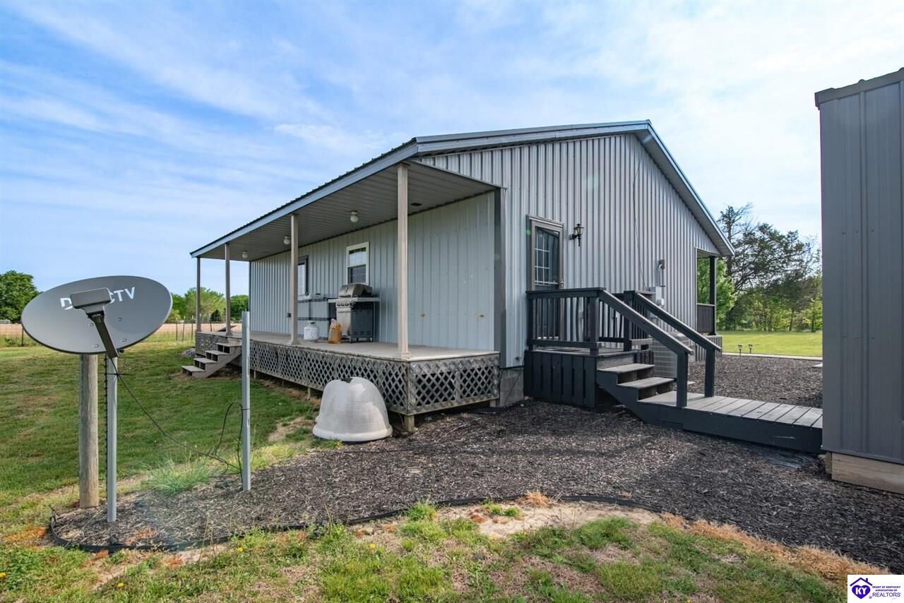 Property Photo: 265 Joe Harris Road KY 42754