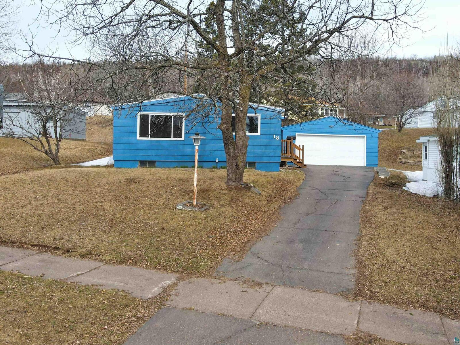 Property Photo:  18 Banks Blvd  MN 55614 