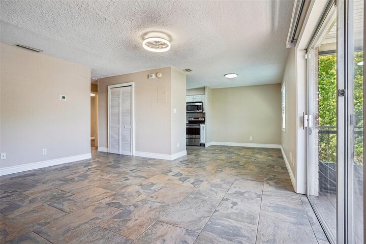 Property Photo:  119 Georgetown Drive D  FL 32707 