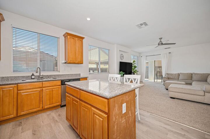 Property Photo:  4640 Seanpatrick Drive  CA 95838 