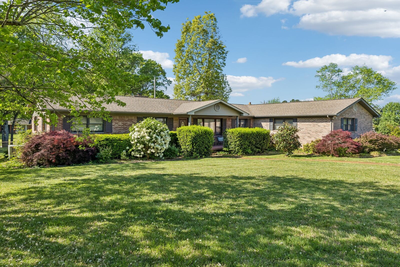 Property Photo:  205 Houghton Dr  TN 37398 