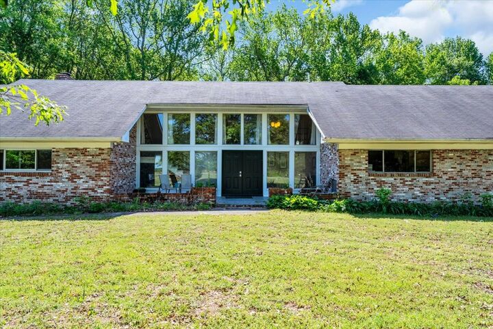 Property Photo:  4280 Hillsboro Viola Rd  TN 37355 