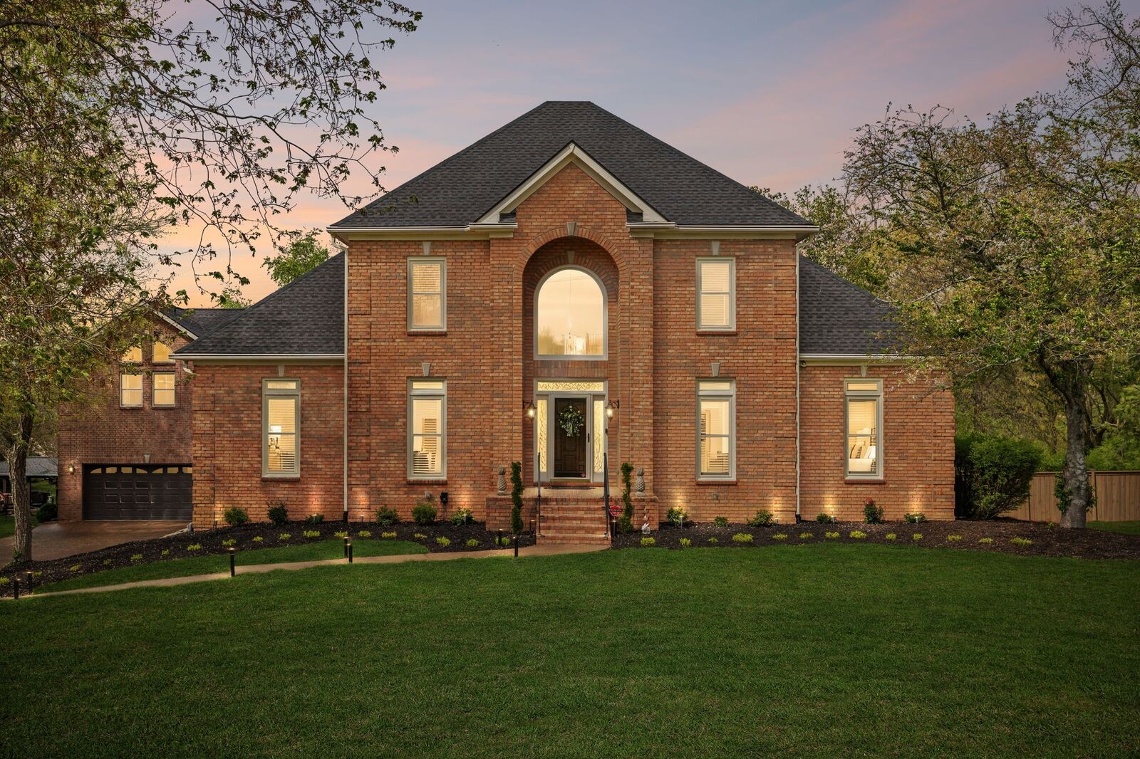 Property Photo:  1018 Heritage Woods Dr  TN 37075 
