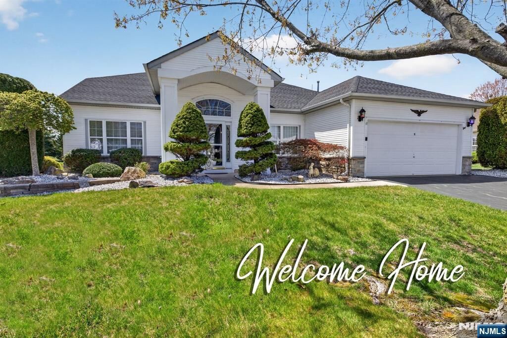 Property Photo:  11 Tuscana Court  NJ 08759 