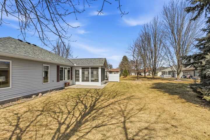 Property Photo:  964 Willow Grove Circle  MN 56387 