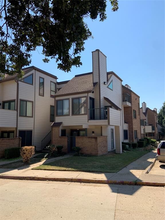 Property Photo:  2300 Balsam Drive G112  TX 76006 