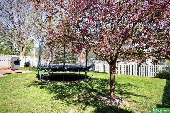 Property Photo:  706 Joseph Drive  NE 68046 