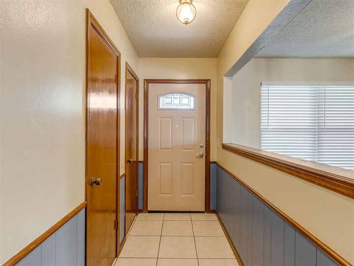 Property Photo:  116 S English Drive  OK 73160 