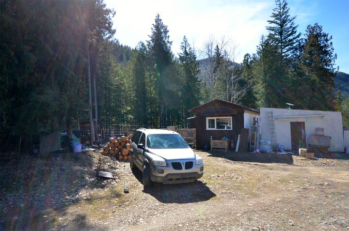 Property Photo: 1538 Creighton Valley Road BC V0E 2G1