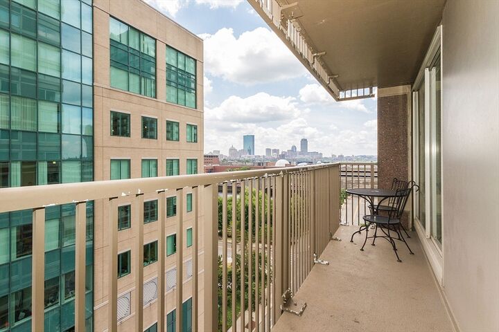 Property Photo:  10 Museum Way 921  MA 02141 