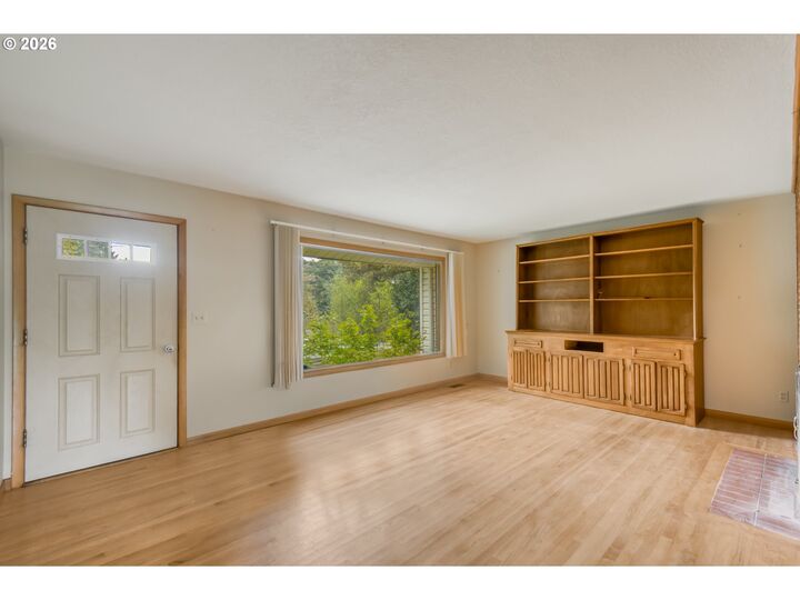 Property Photo:  20100 SW Boones Ferry Rd  OR 97062 