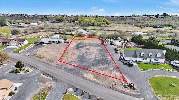 Property Photo:  5189  Crystal Springs Place NE  WA 98837 