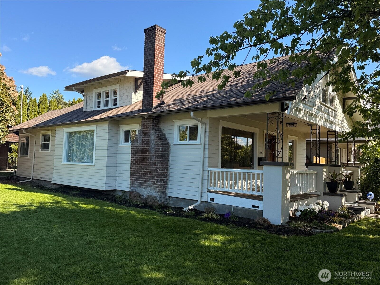 Property Photo:  4501  Pacific Ave  WA 98418 