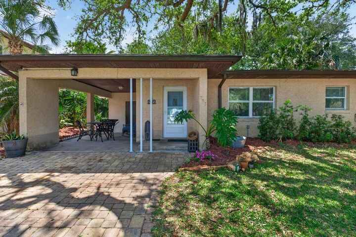 Property Photo:  205 Zoratoa Avenue  FL 32080 