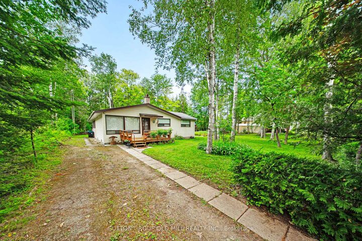Property Photo: 42 55th Street S ON L9Z 1W9