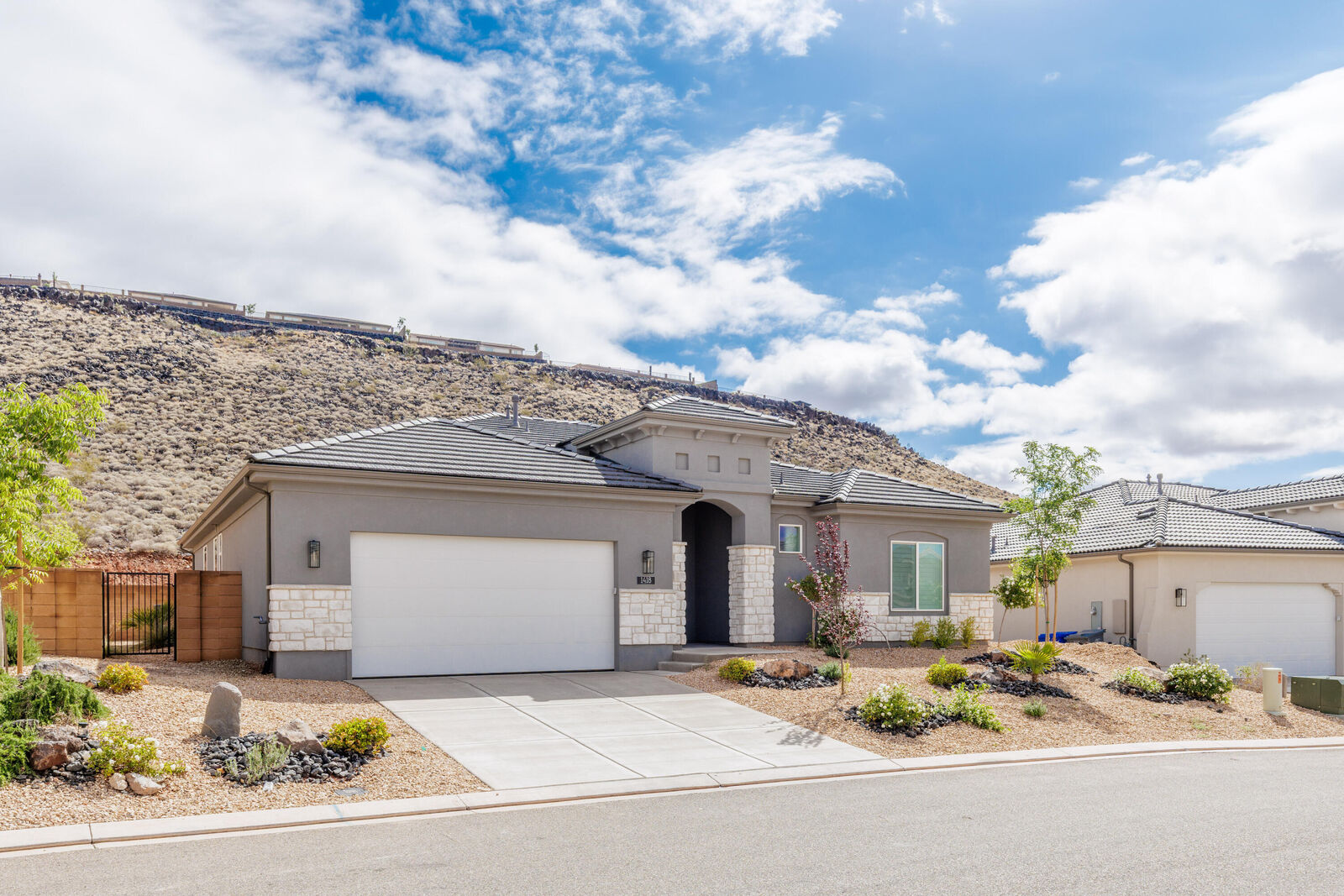 Property Photo:  1418 N Rustico Dr  UT 84780 