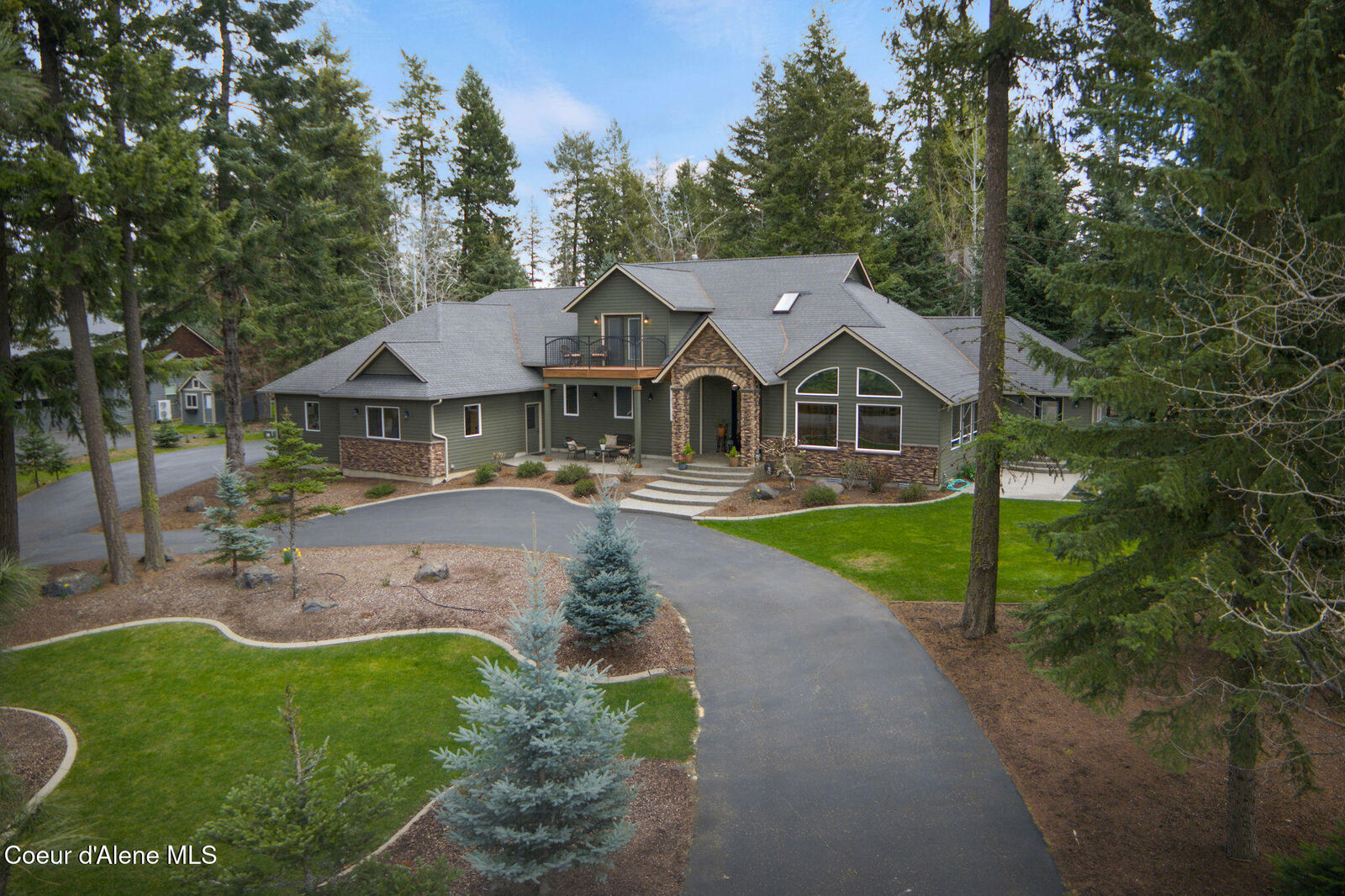 Property Photo: 4668 S Meadow Lane Dr ID 83814